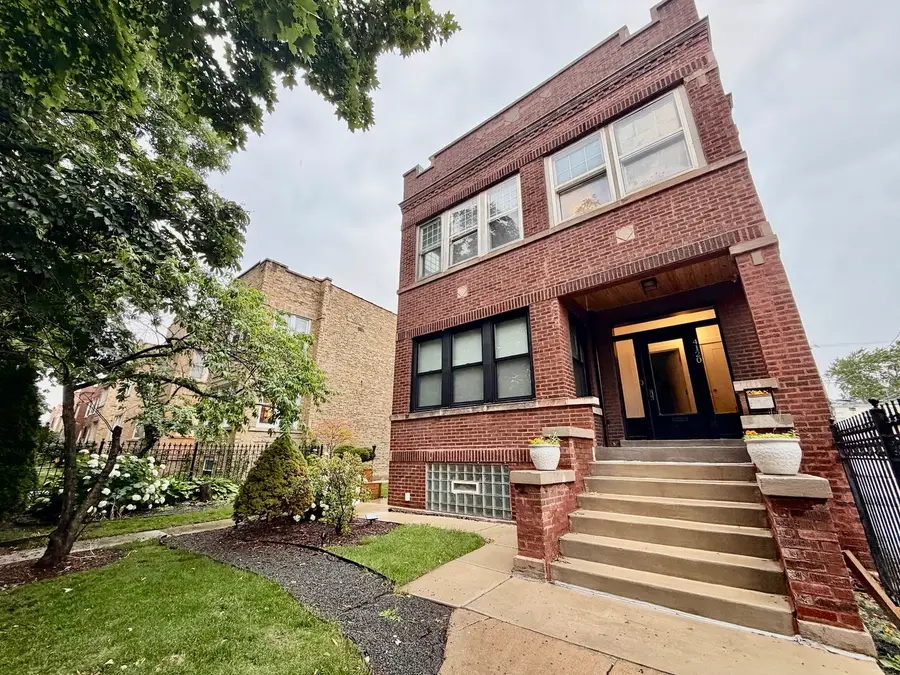 4120 W Barry Avenue, Chicago, IL 60641 - #2