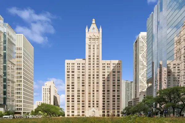 680 N Lake Shore Drive #P-767, Chicago, IL 60611