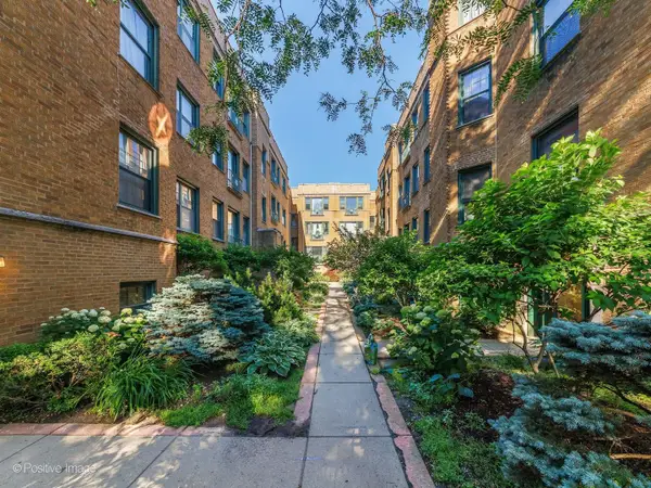 7025 N Sheridan Road #2E, Chicago, IL 60626