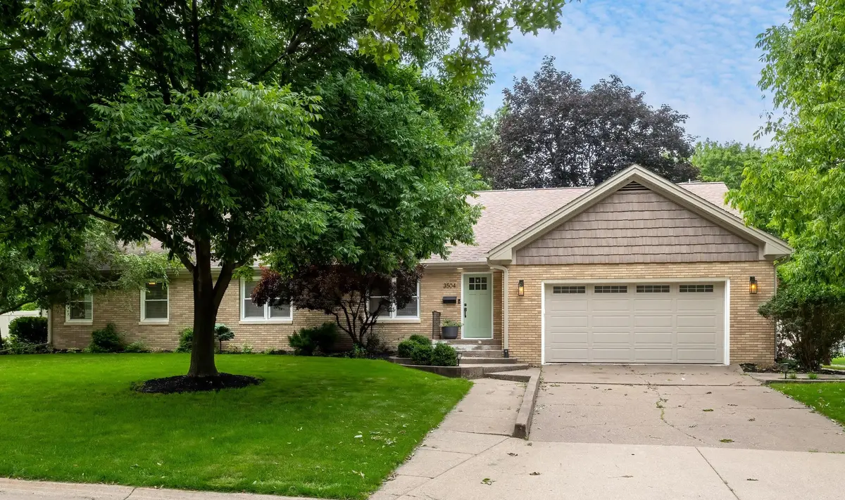 3504 26th Avenue, Moline, IL 51265 - #1