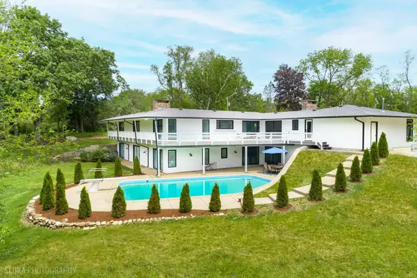 312 Ridge Road, Barrington Hills, IL 60010