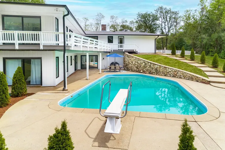 312 Ridge Road, Barrington Hills, IL 60010 - #3