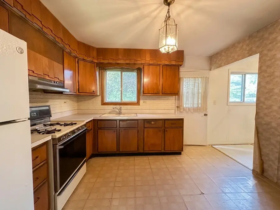 8119 Eastwood Lane, Woodridge, IL 60517 - #3