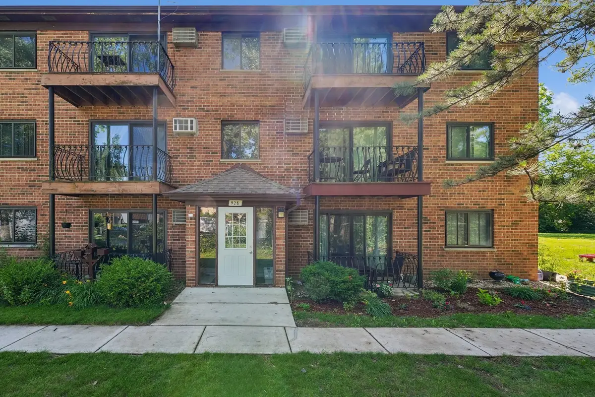 928 W Irving Park Road #309, Bensenville, IL 60106 - #1