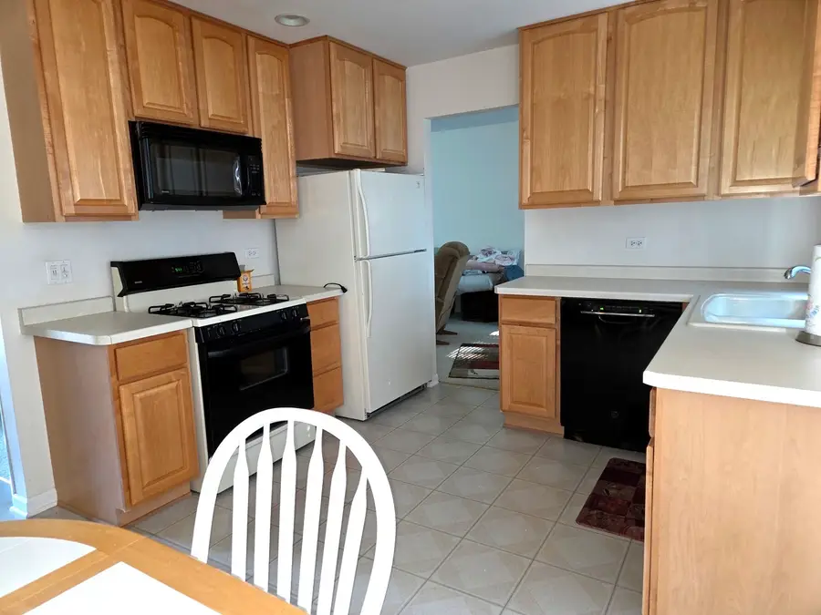 212 N Walnut Lane N, Schaumburg, IL 60194 - #3