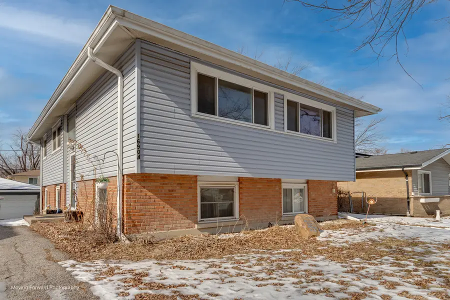 16904 Old Elm Drive, Country Club Hills, IL 60478 - #2