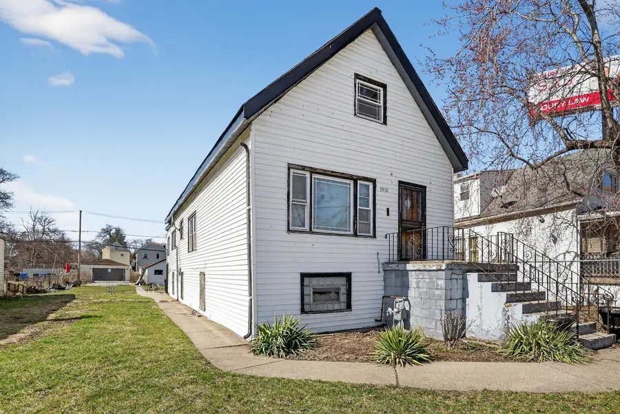 9952 S Vincennes Avenue, Chicago, IL 60643 - #3