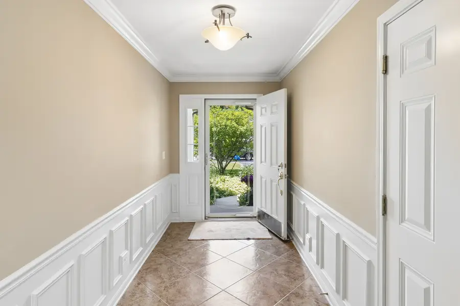 1181 Westlake Drive, Cary, IL 60013 - #2