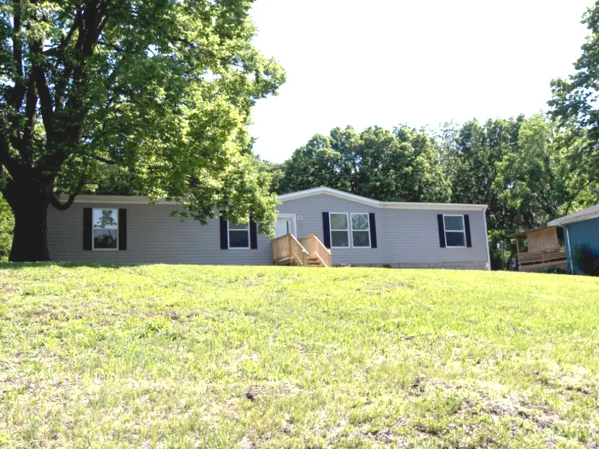 5450 Sand Ridge Road, Morris, IL 60450 - #1