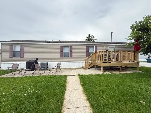 1712 S Dixie Highway #1, Crete, IL 60417