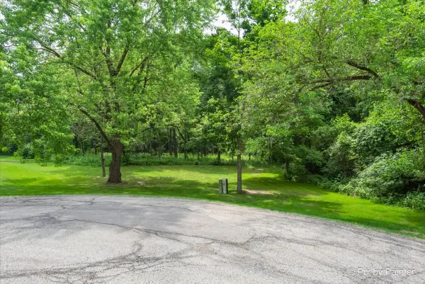 39225 Rangers Way, Antioch, IL 60002
