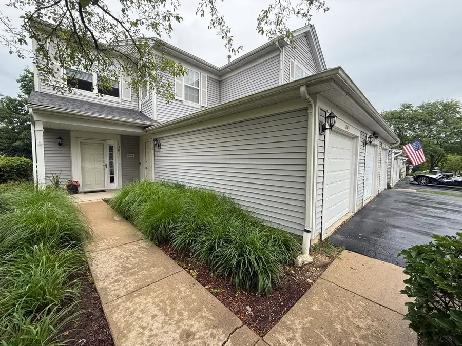 1303 Brookdale Drive, Carpentersville, IL 60110 - #2