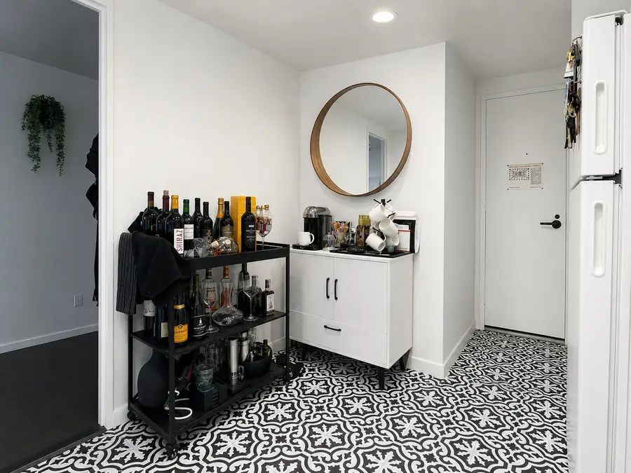175 E Delaware Place #6109, Chicago, IL 60611 - #3