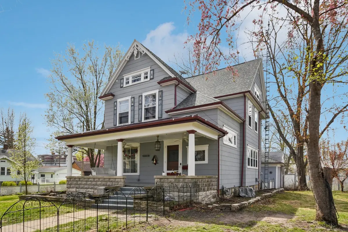 1003 N Chicago Street, Pontiac, IL 61764 - #1