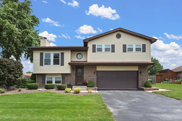 19715 S Skye Drive, Frankfort, IL 60423