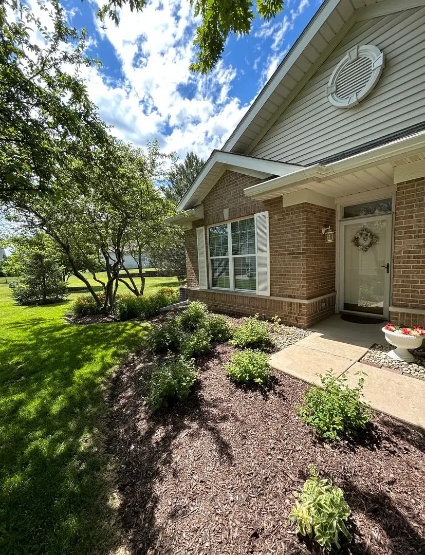 21561 Wolf Lake Court, Crest Hill, IL 60403 - #3