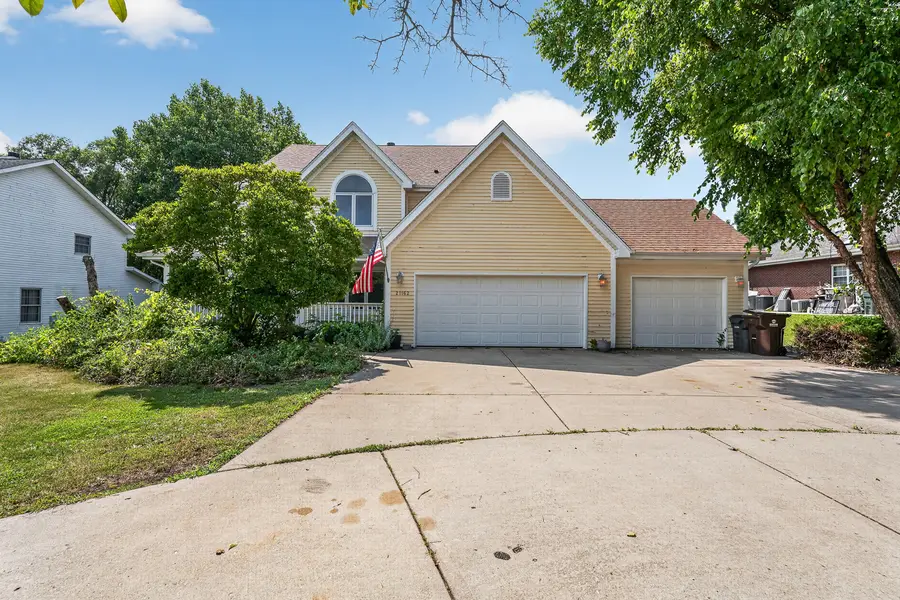 21162 S 78th Avenue, Frankfort, IL 60423 - #2