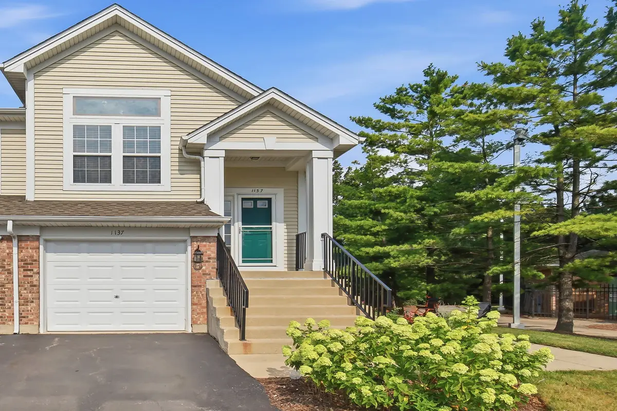 1137 Hawthorne Lane, Elk Grove Village, IL 60007 - #1
