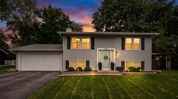2434 Oakdale Court, Aurora, IL 60504