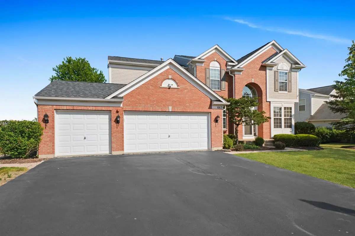 663 Huntington Boulevard, West Dundee, IL 60118 - #1