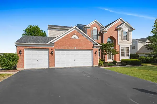 663 Huntington Boulevard, West Dundee, IL 60118