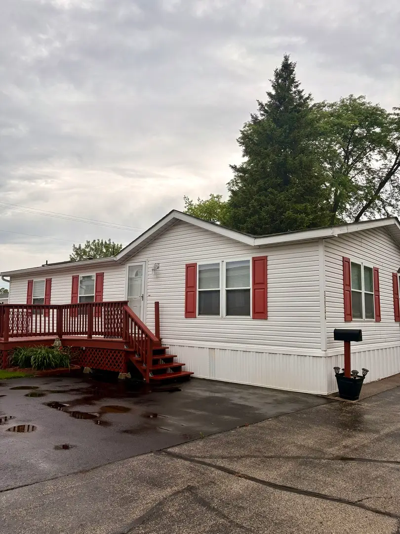 32544 N Center Lane, Grayslake, IL 60030 - #1