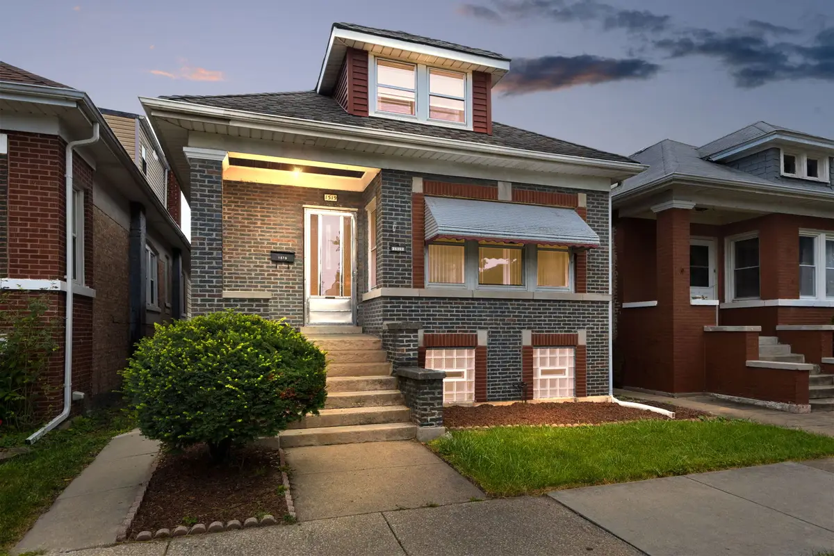 1519 S 61st Avenue, Cicero, IL 60804 - #1