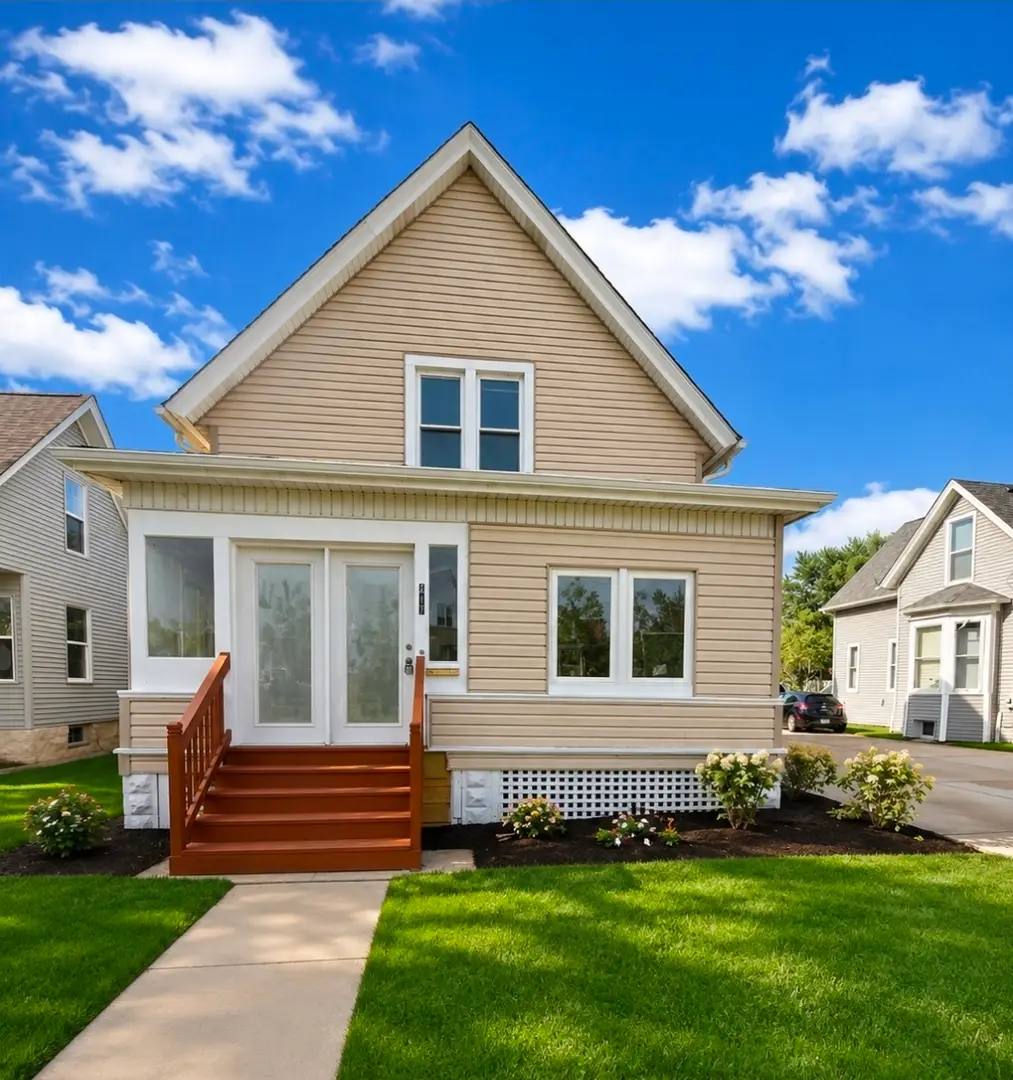 217 Prairie Street, Aurora, IL 60506 - #1
