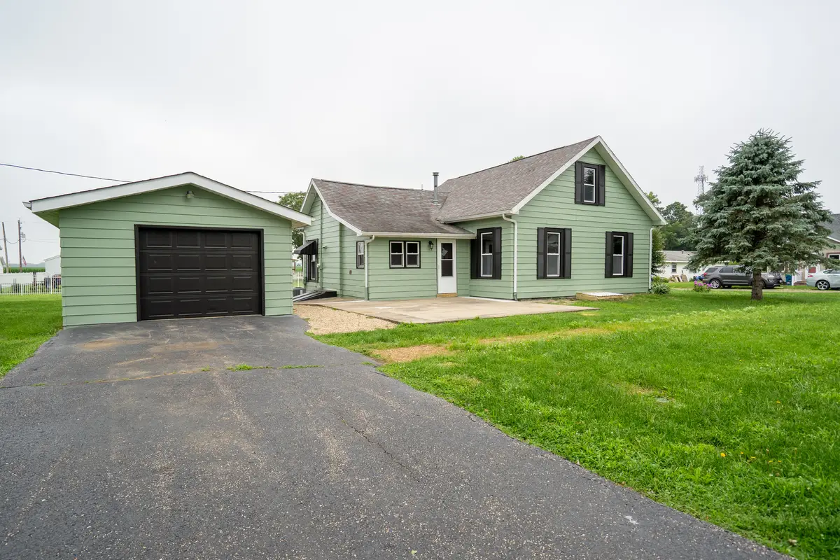 110 N Vine Street, Armington, IL 61721 - #1