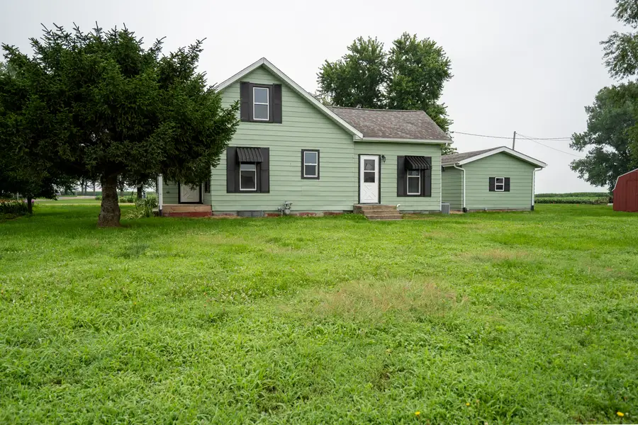 110 N Vine Street, Armington, IL 61721 - #2