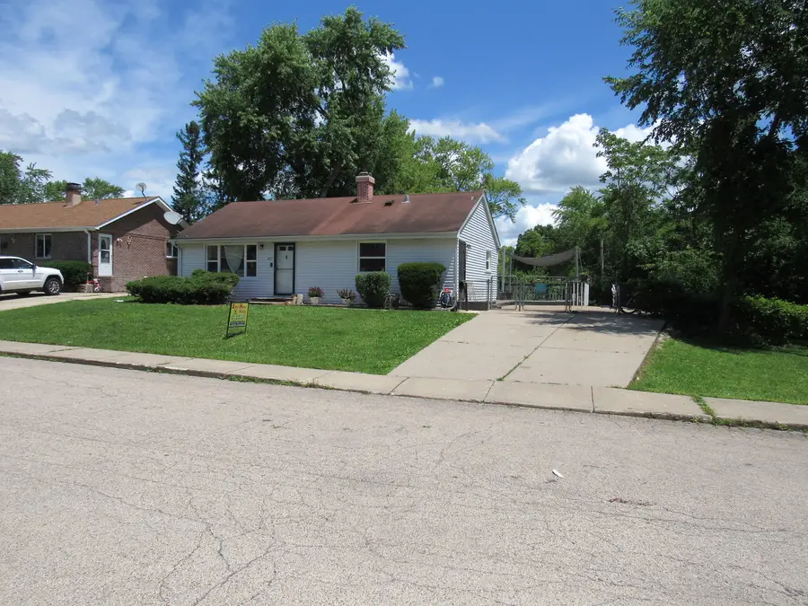421 Hoover Drive, Carpentersville, IL 60110 - #3