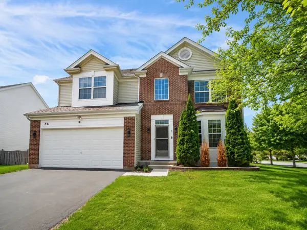 731 Sapphire Drive, Bolingbrook, IL 60490