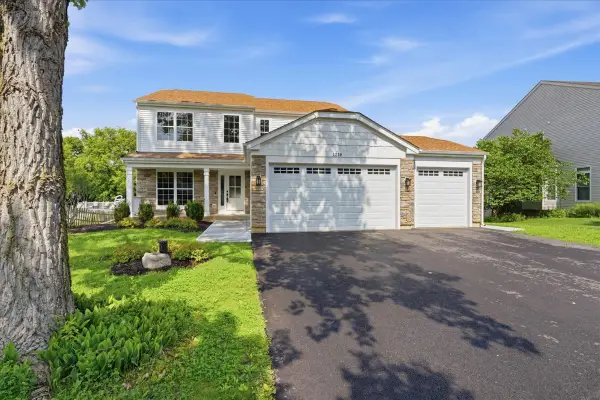 1236 Noble Drive, Port Barrington, IL 60010