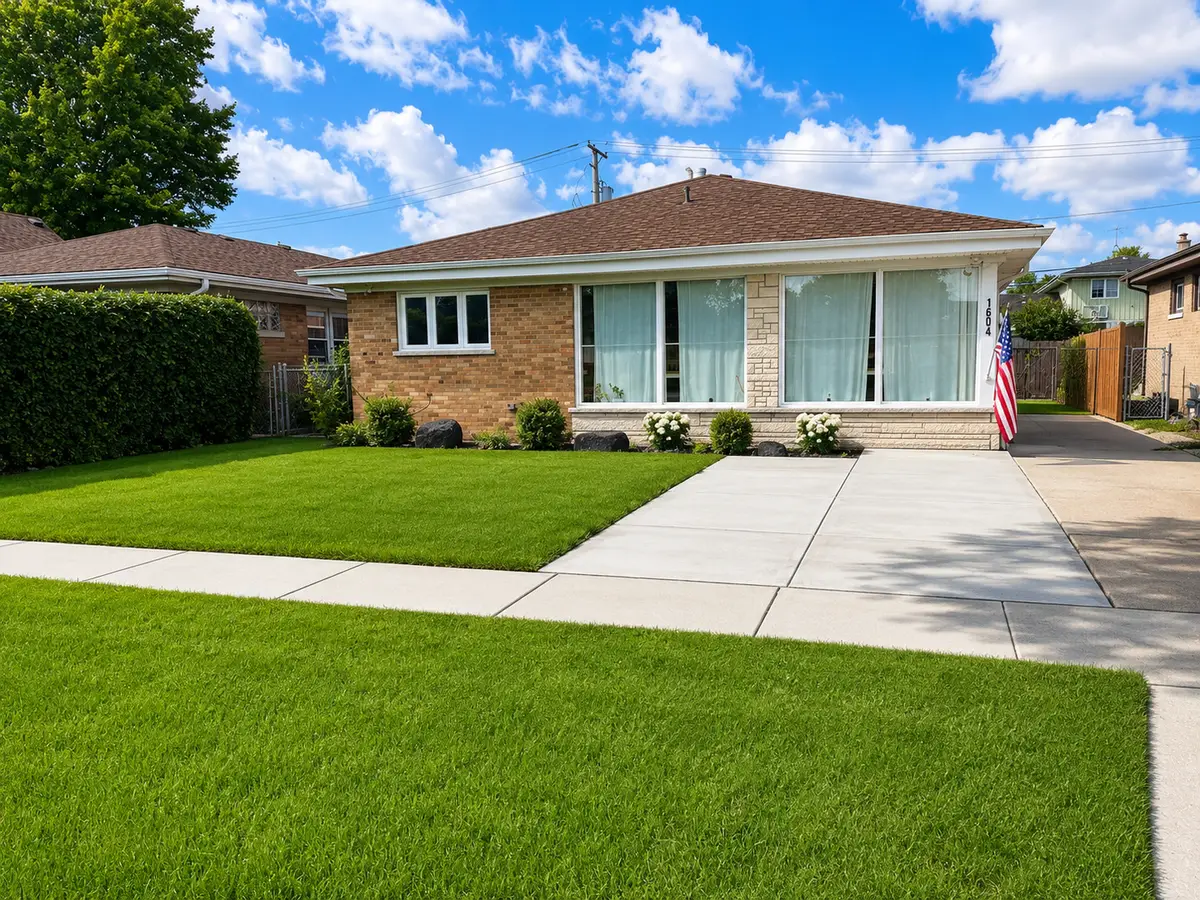 1604 Oakton Street, Park Ridge, IL 60068 - #1