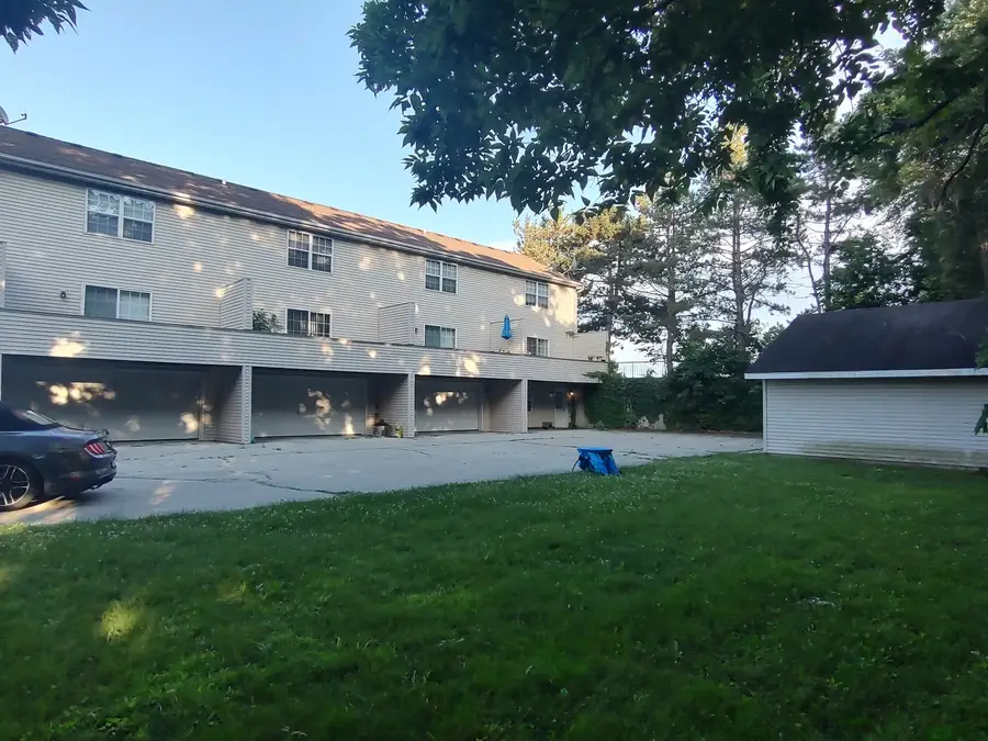 11702 Parkway Drive, Roscoe, IL 61073 - #2