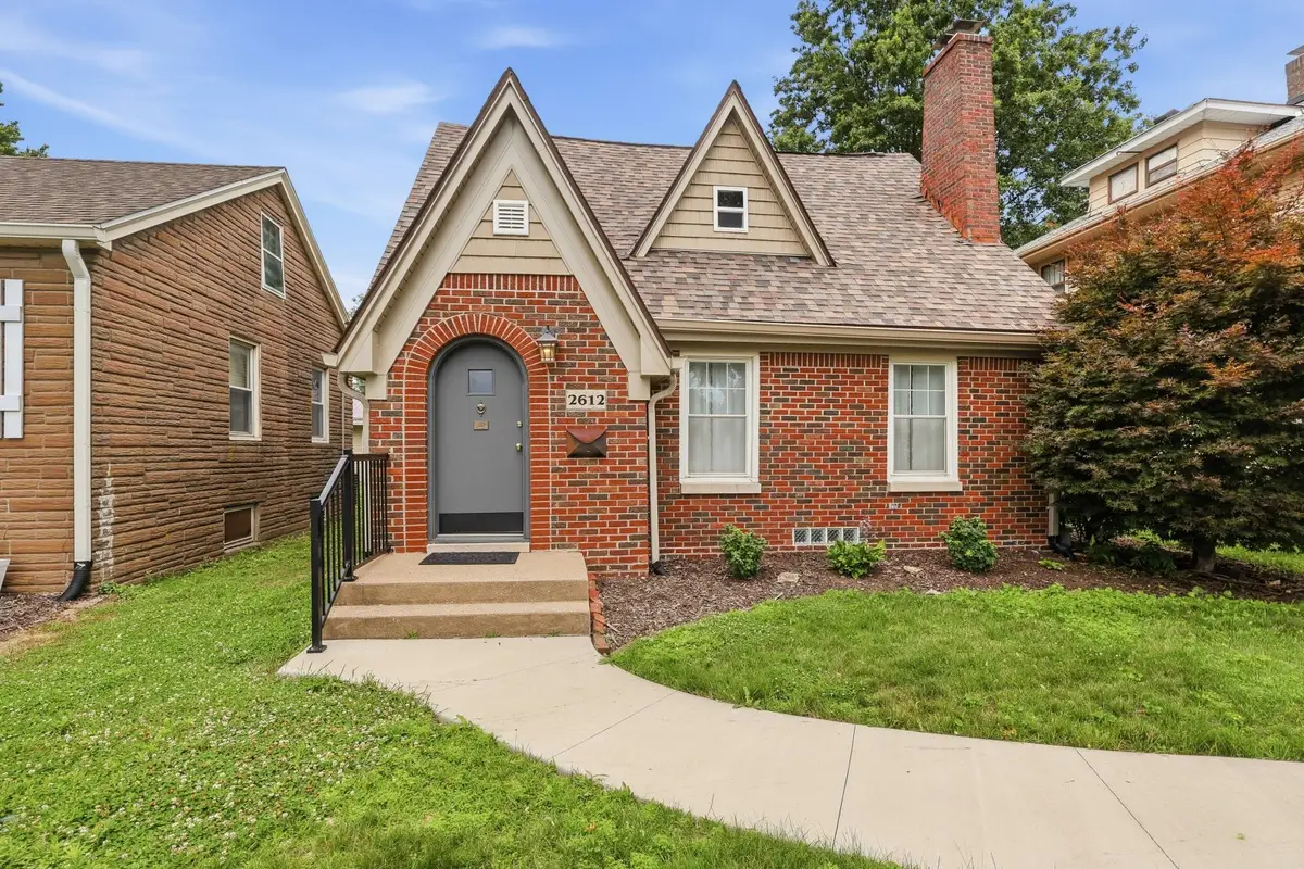 2612 E 18th Street E, Davenport, IA 52803 - #1