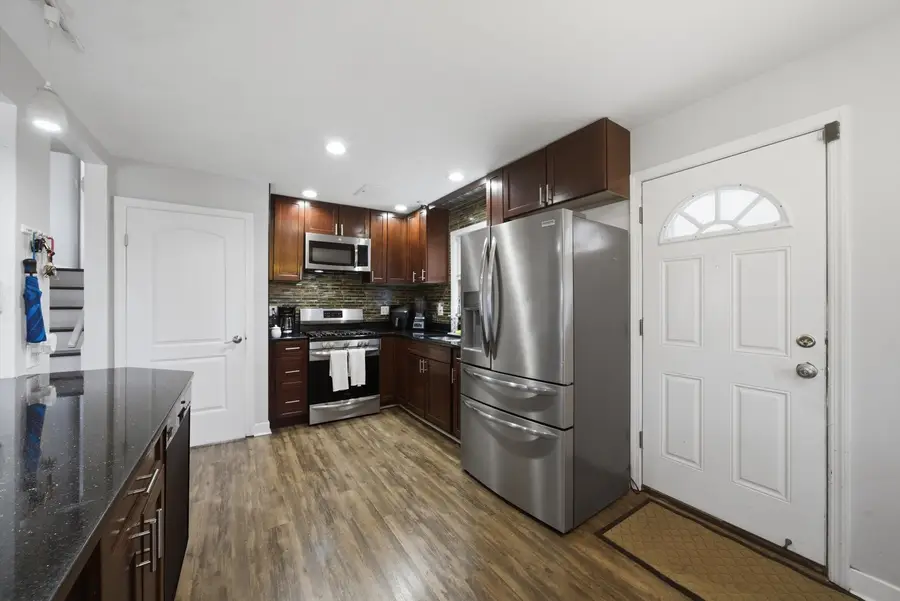3841 Arthur Avenue, Brookfield, IL 60513 - #3