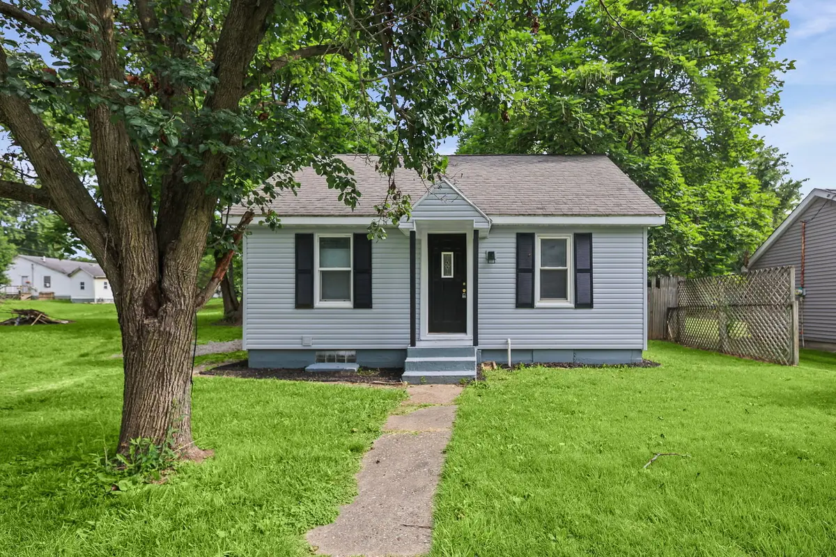 506 E Elm Street, Salem, IL 62881 - #1