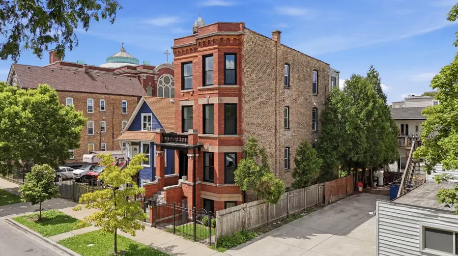 3608 W Wolfram Street, Chicago, IL 60618 - #2