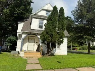 1603 Arlington Avenue, Davenport, IA 52803