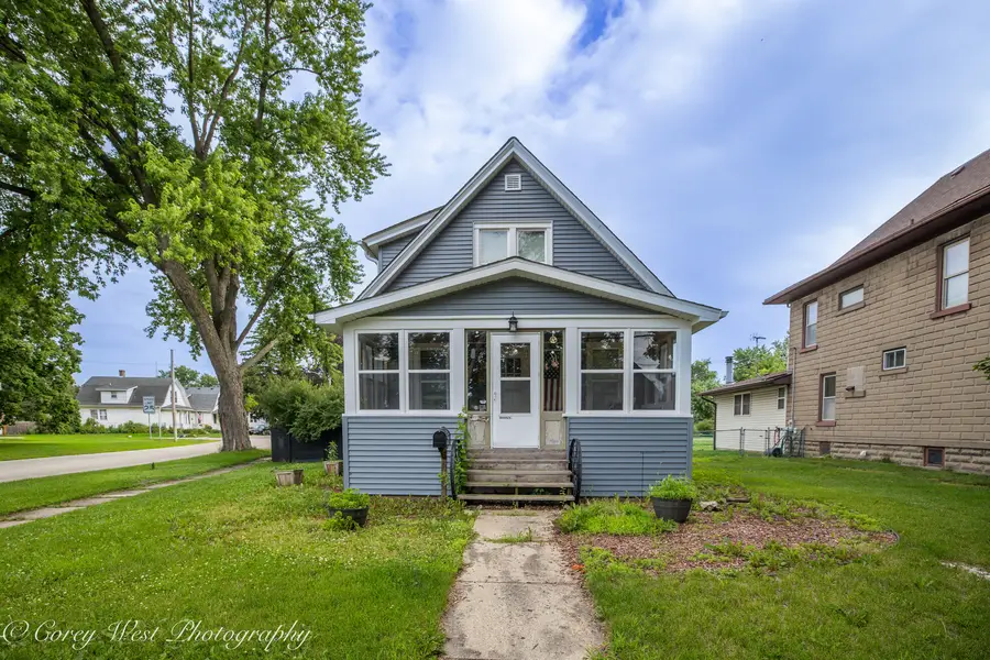 324 E Main Street, Genoa, IL 60135 - #2