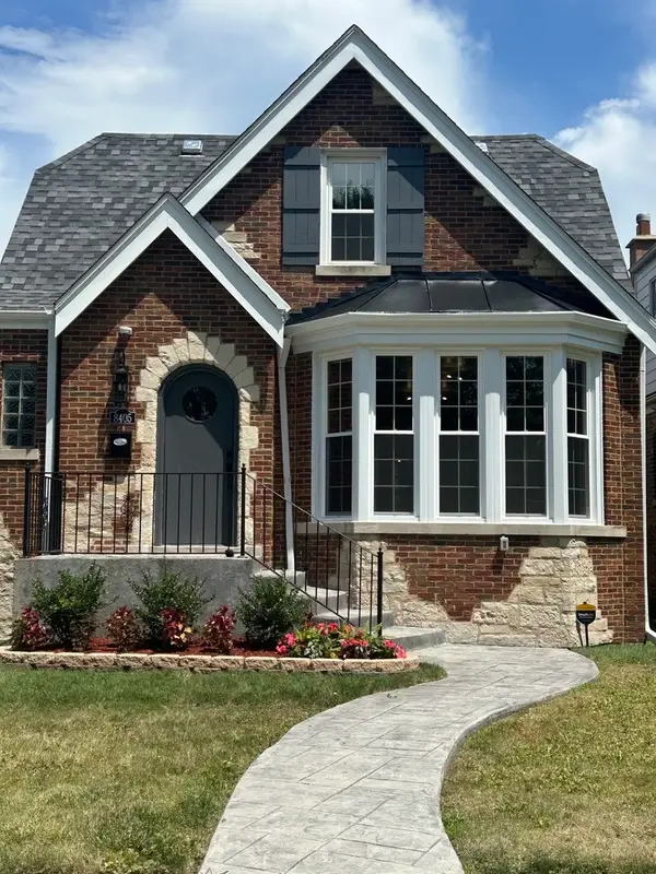 8405 S Indiana Avenue, Chicago, IL 60619