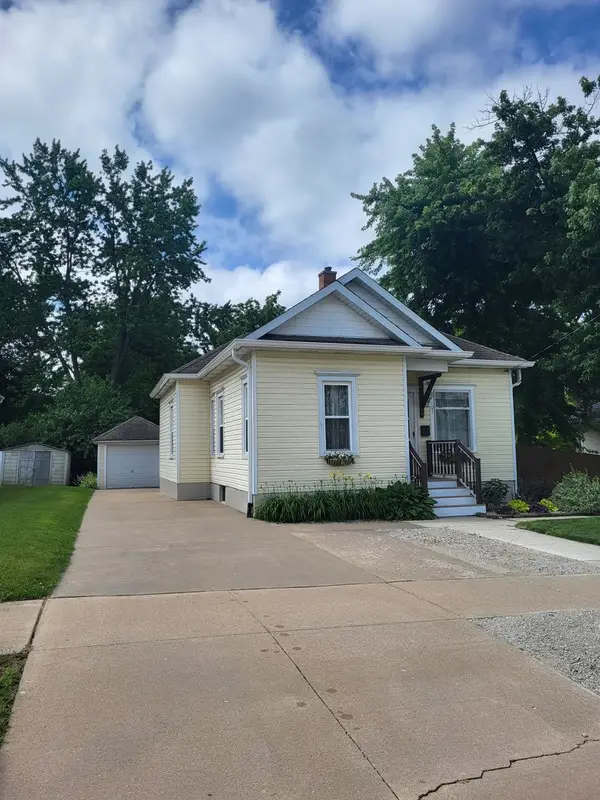 107 E 1st Street, Streator, IL 61364