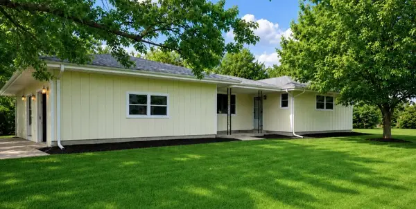 603 Kenneth Street, Heyworth, IL 61745