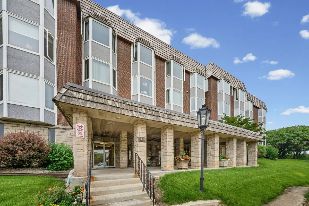 2400 Archbury Drive #2E, Park Ridge, IL 60068 - #1