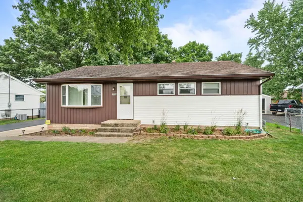 1006 Copper Drive, Machesney Park, IL 61115