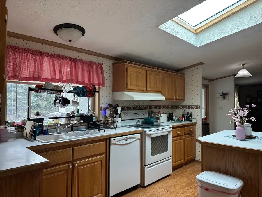 409 9th Street, Milledgeville, IL 61051 - #3