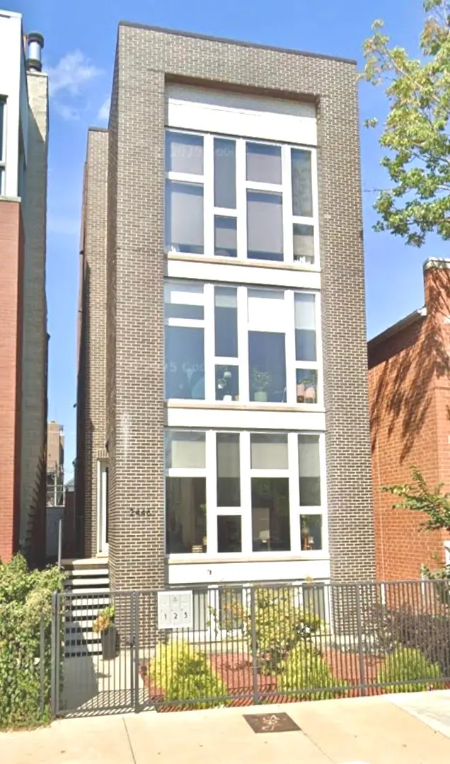 2446 W Augusta Boulevard #3, Chicago, IL 60622 - #1