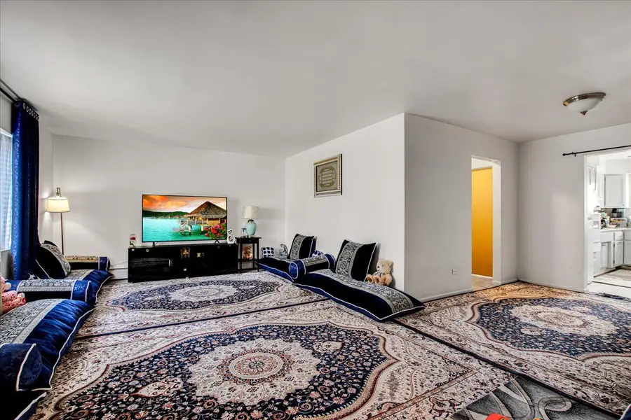 3441 W Bryn Mawr Avenue #1E, Chicago, IL 60659 - #2