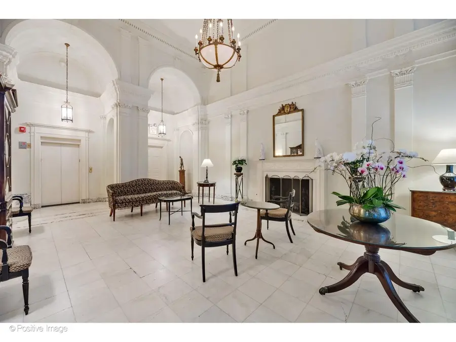 1200 N Lake Shore Drive #405, Chicago, IL 60610 - #2